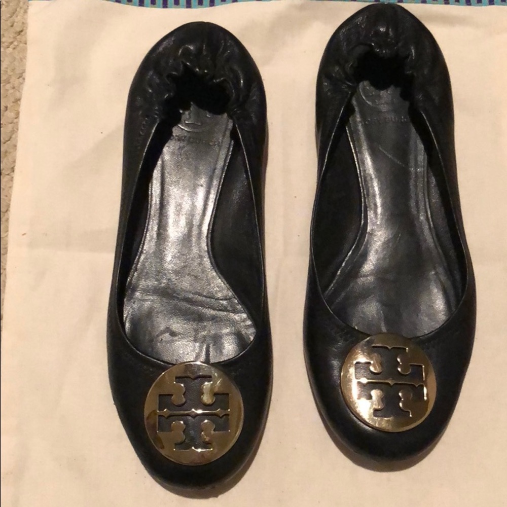 Tory Burch Reva Flats - Picture 2 of 6